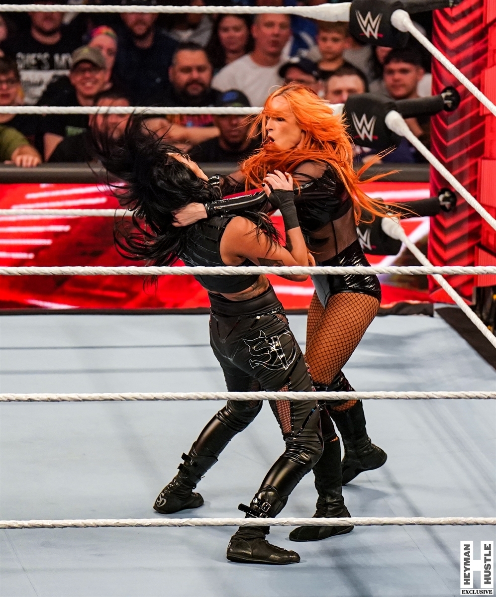 Exclusive Kimberlasskicks Photo Diary Of Becky Lynch Vs Sonya Deville On Monday Night Raw 1801